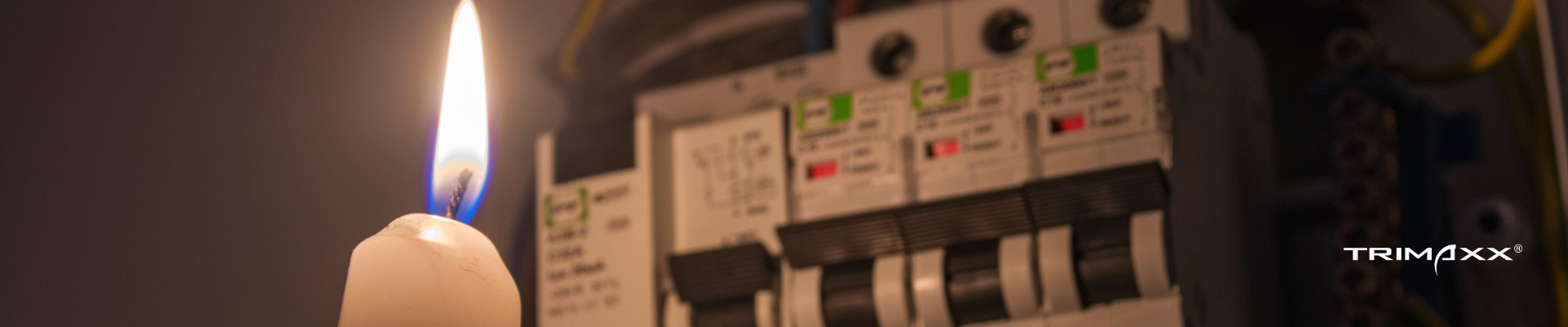 Trimaxx_Banner_Blackout_Portable_Powerstation