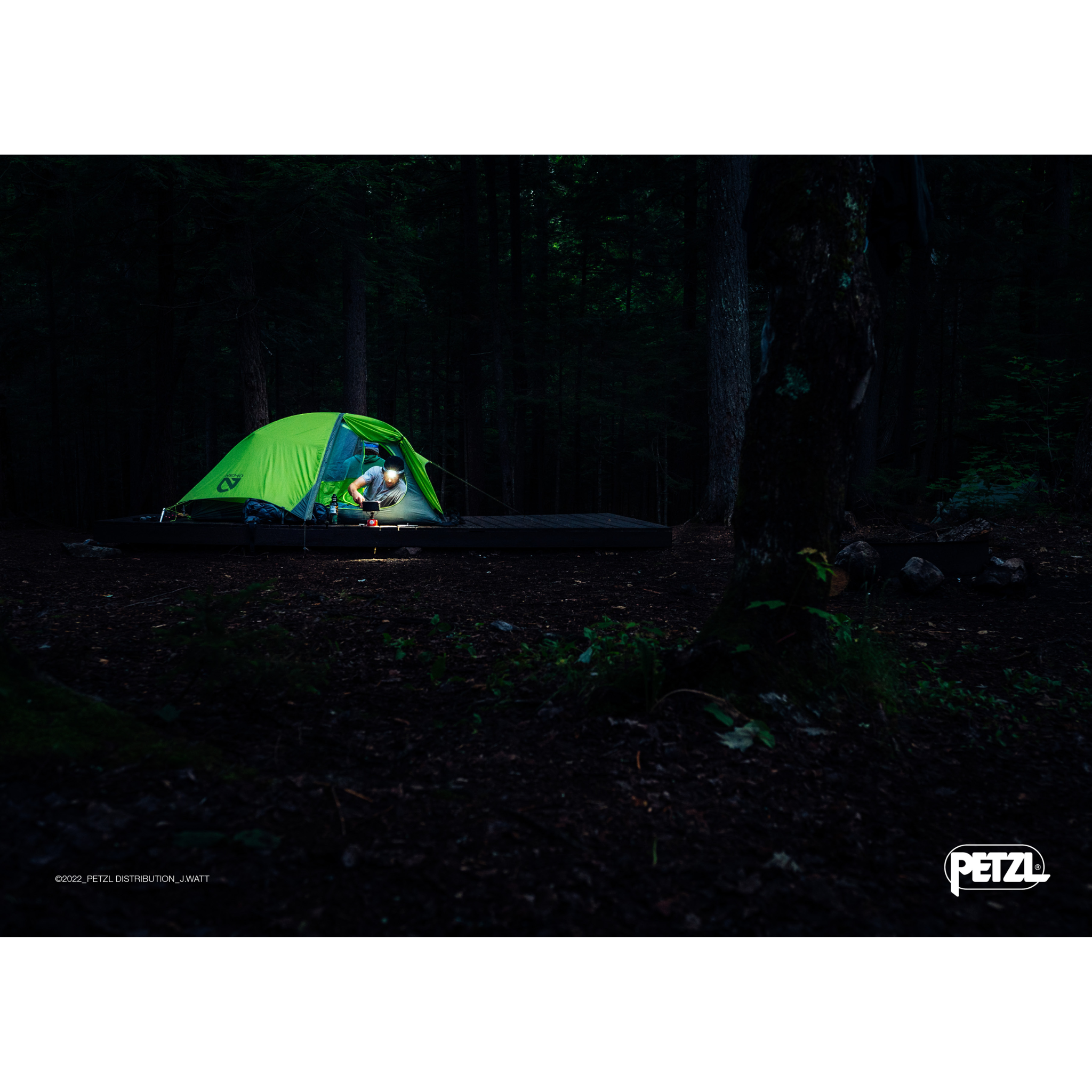 PETZL TIKKINA Stirnlampe 300 Lumen inkl. 3x AAA Batterie blau