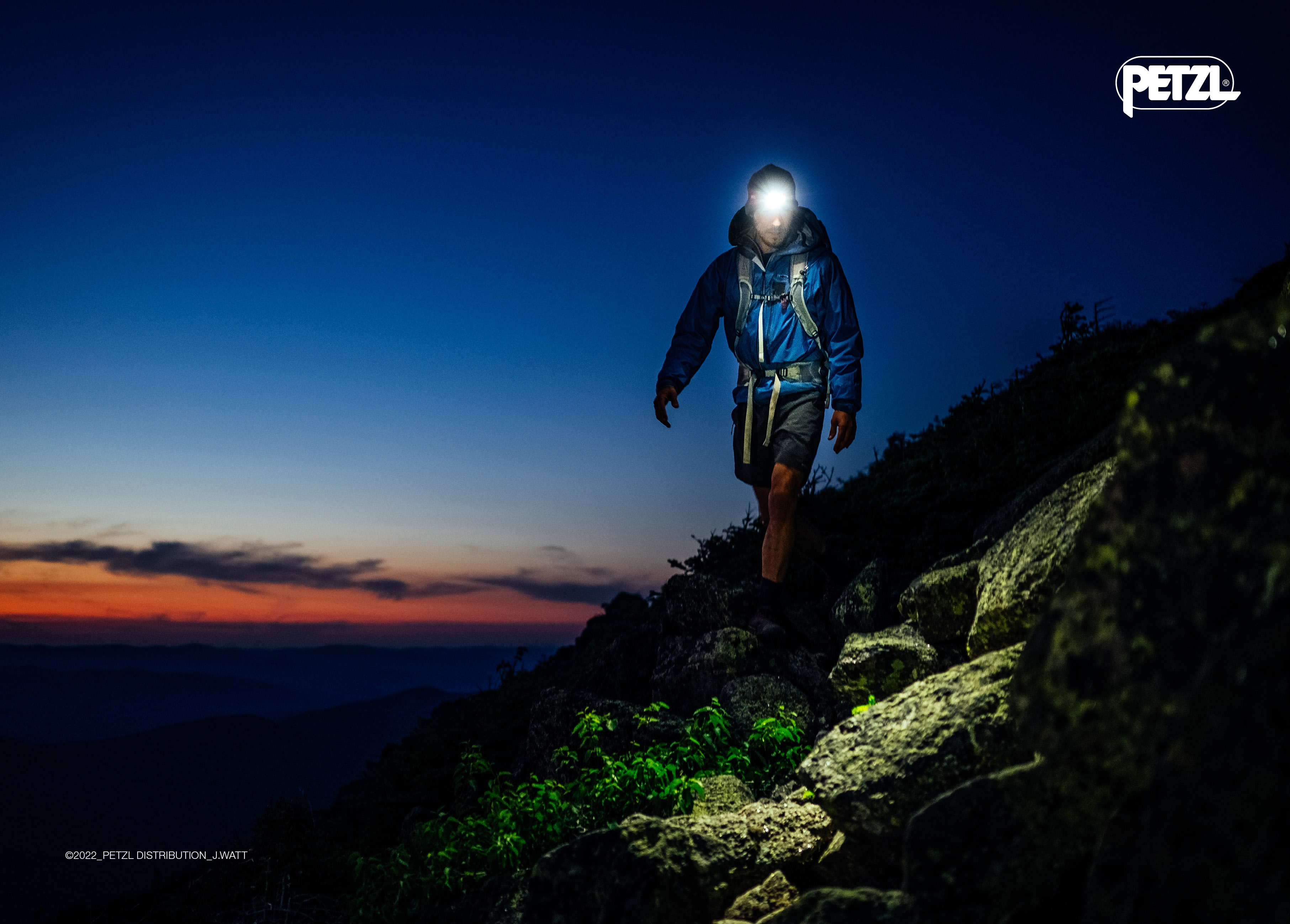 PETZL ACTIK Stirnlampe 450 Lumen grün